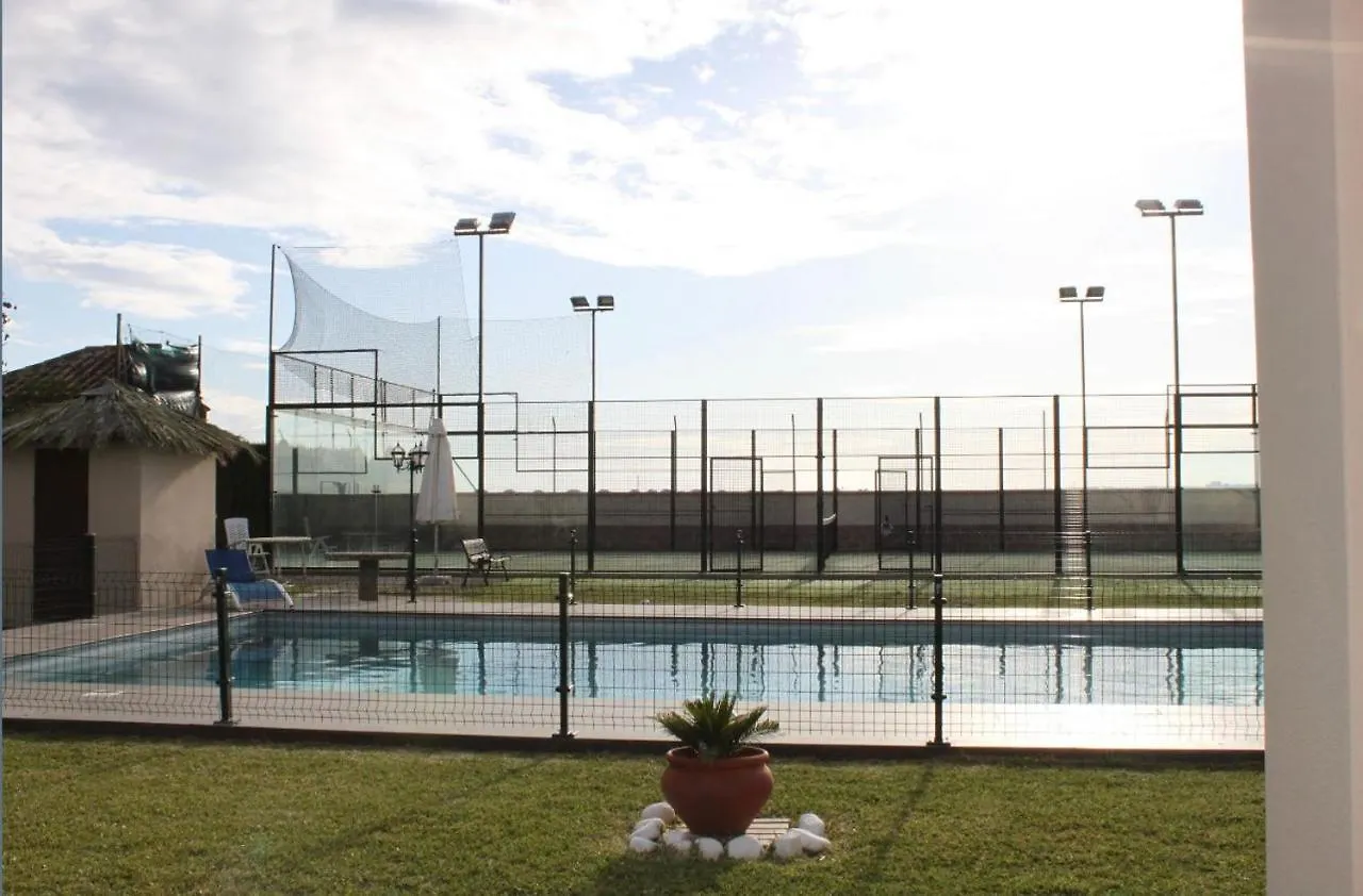 Luxurious villa. Prívate pool, Padel court. Subway Montequinto España