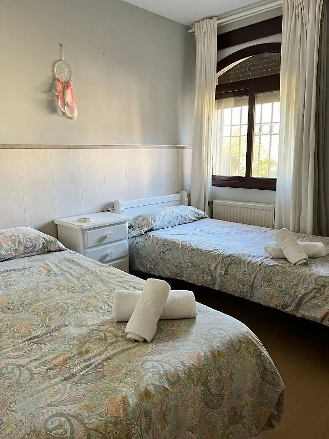 Willa Luxurious Villa. Private Pool, Padel Court. Subway Montequinto